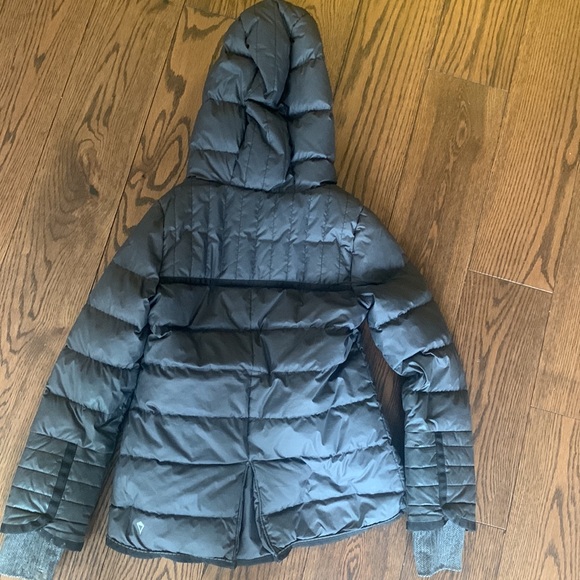 Black Ivivva Puffer jacket with grey trim. Size 6 - Picture 2 of 2